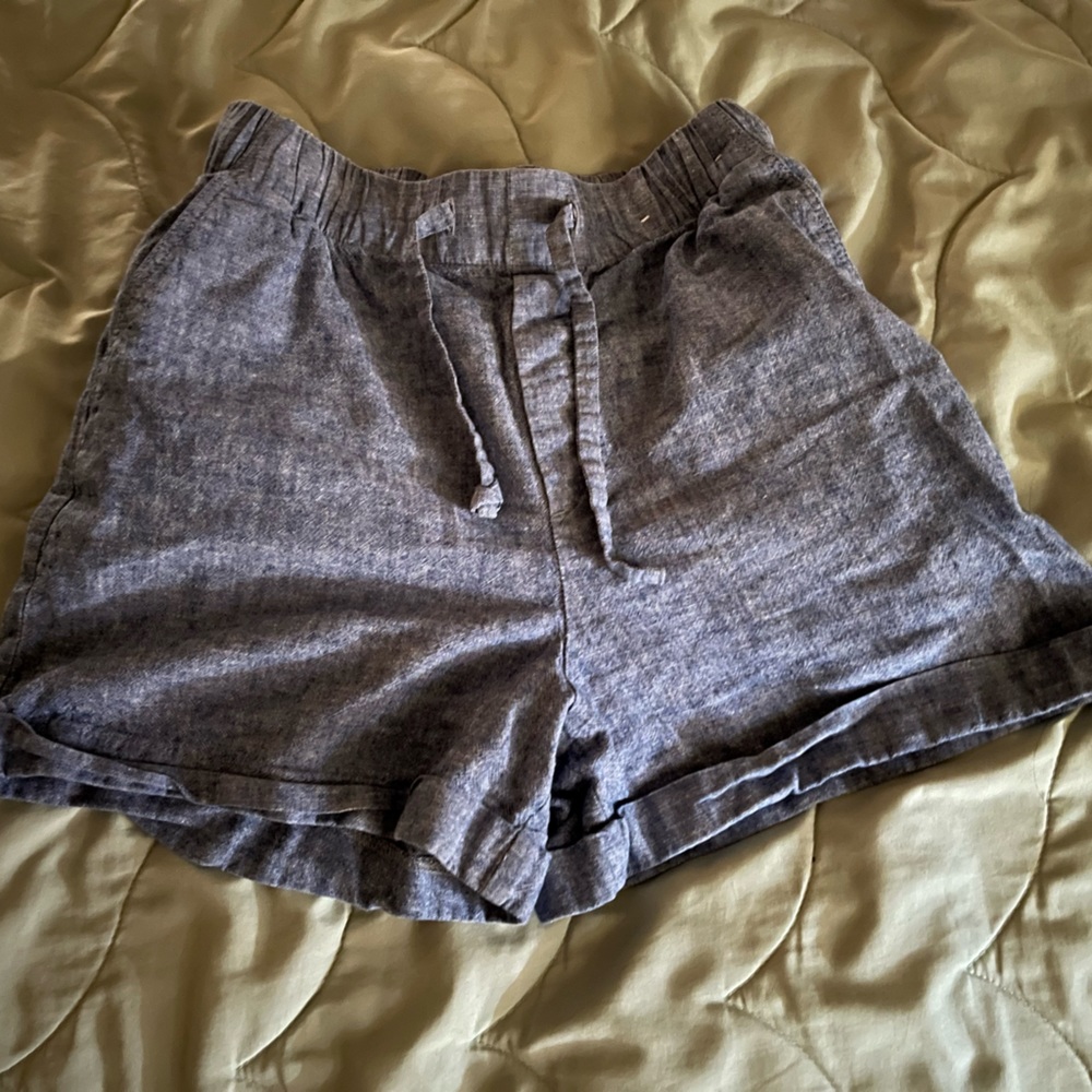 Uniqlo linen blend shorts